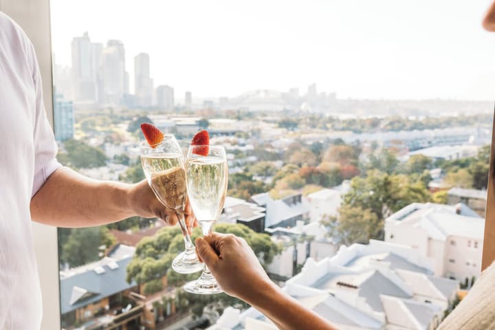 Holiday Inn Sydney Potts Point by IHG