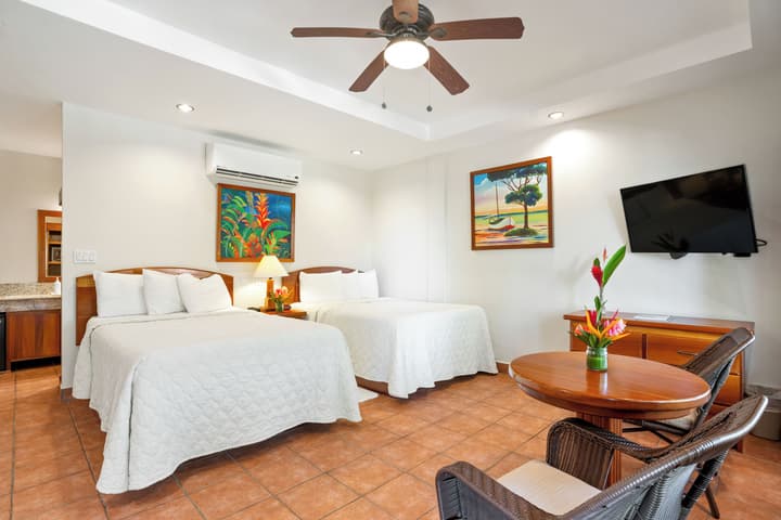 Sunbreeze Hotel