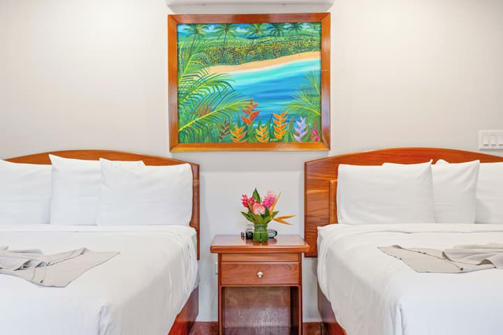 Sunbreeze Hotel