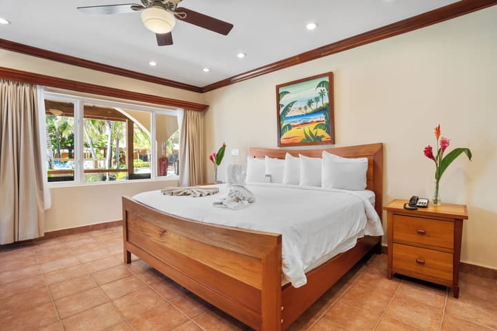 Sunbreeze Hotel