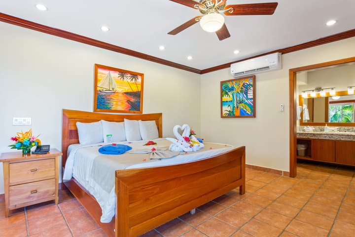 Sunbreeze Hotel