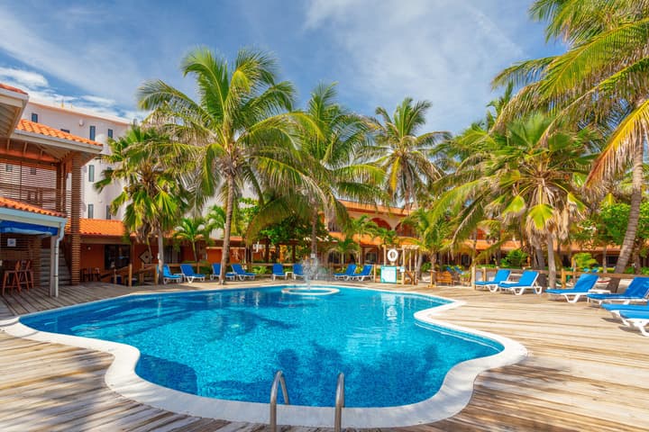 Sunbreeze Hotel