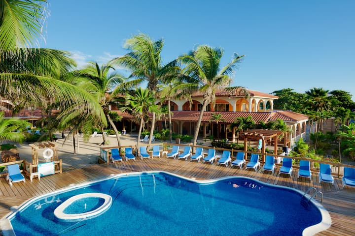 Sunbreeze Hotel