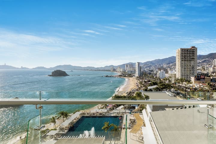 Fiesta Americana  Acapulco Villas