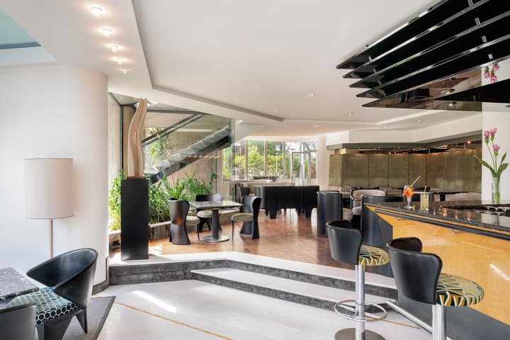 The Nicolaus Hotel