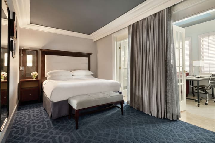 Hilton Checkers Los Angeles