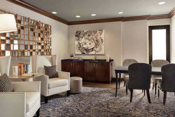 Hilton Checkers Los Angeles