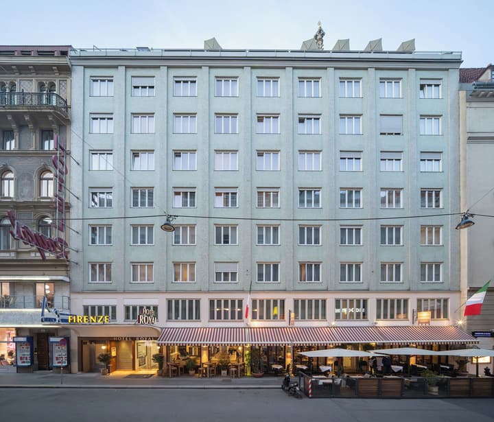 Hotel Royal