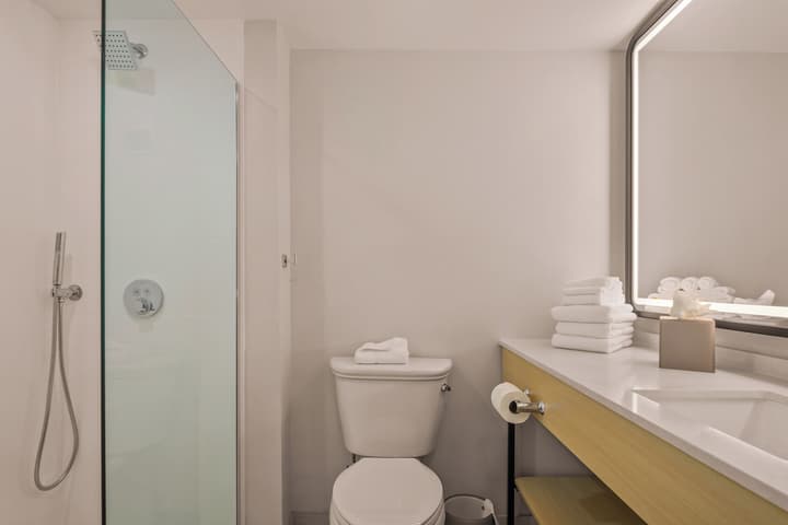 B&B Hotel Orlando International Drive Near Universal - Newly Renovated!