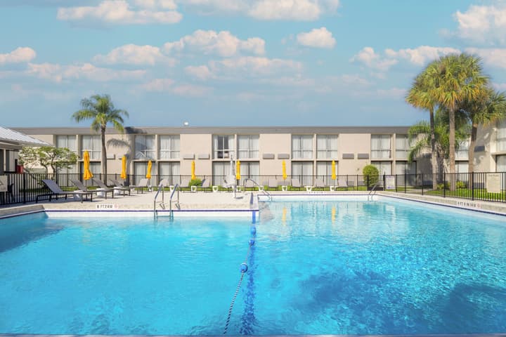 B&B Hotel Orlando International Drive Near Universal - Newly Renovated!