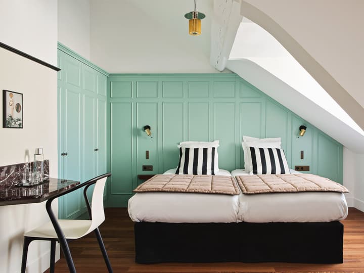 New Hotel Lafayette