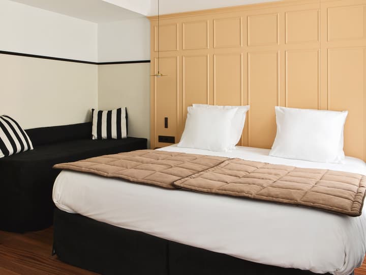 New Hotel Lafayette