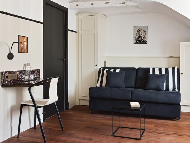 New Hotel Lafayette