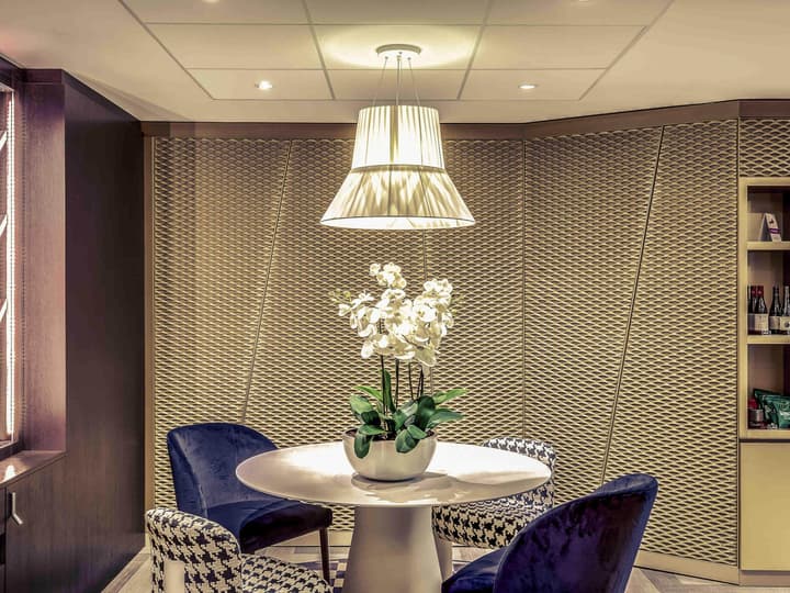 Mercure Paris Arc de Triomphe Etoile