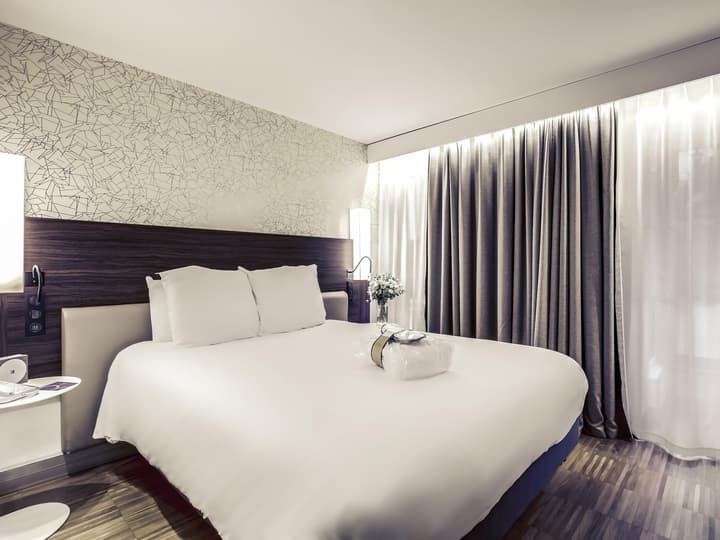 Mercure Paris Arc de Triomphe Etoile