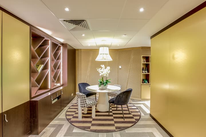 Mercure Paris Arc de Triomphe Etoile