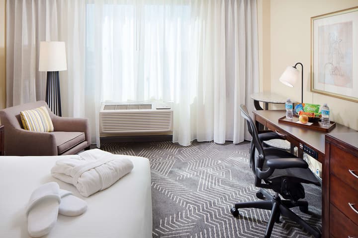 DoubleTree by Hilton Los Angeles - Commerce