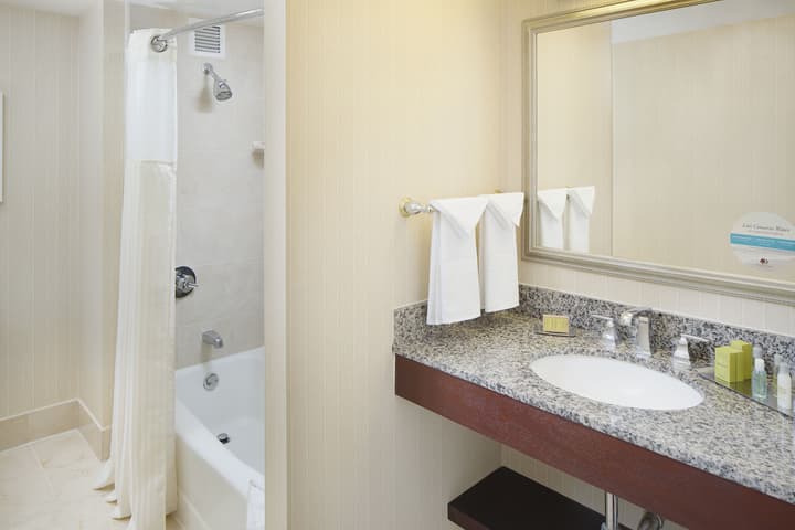 DoubleTree by Hilton Los Angeles - Commerce