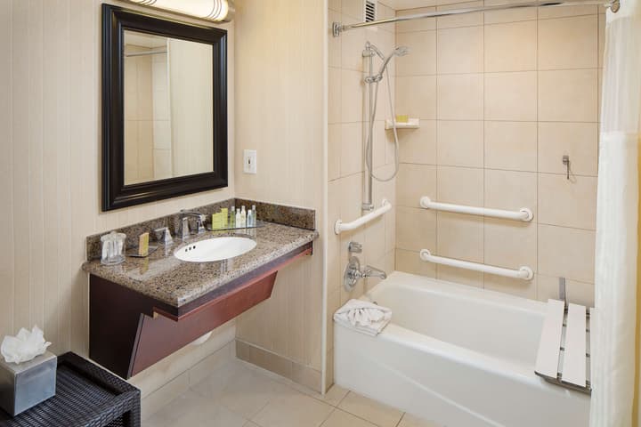 DoubleTree by Hilton Los Angeles - Commerce