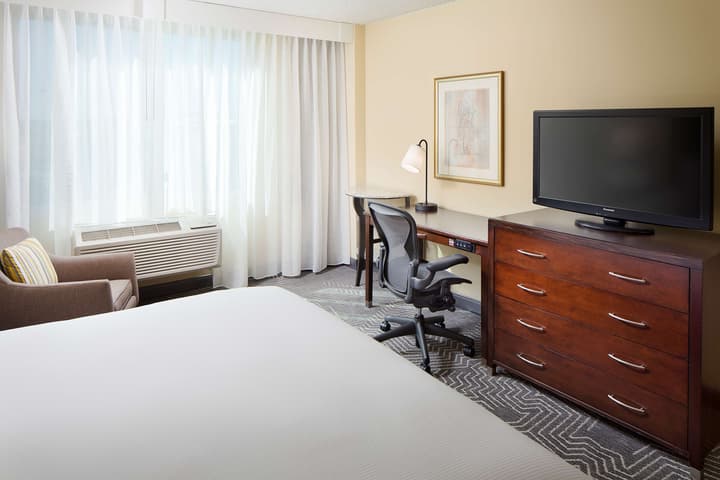 DoubleTree by Hilton Los Angeles - Commerce