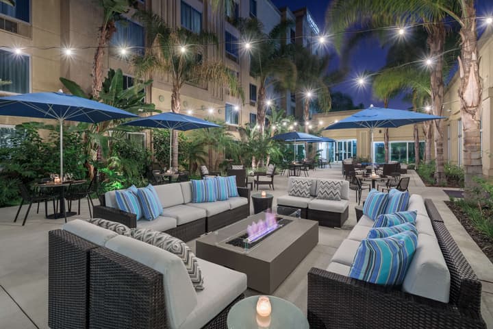 DoubleTree by Hilton Los Angeles - Commerce