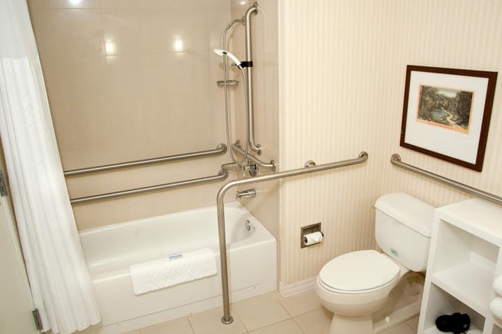 DoubleTree by Hilton Collinsville - St. Louis