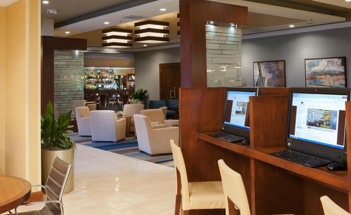 DoubleTree by Hilton Collinsville - St. Louis