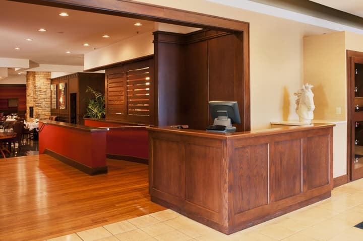 DoubleTree by Hilton Collinsville - St. Louis