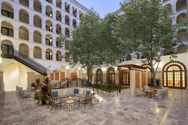 DoubleTree by Hilton Austin