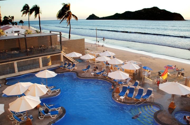 Royal Villas Resort