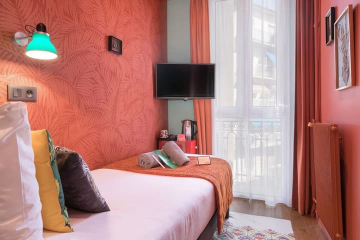 Villa Bougainville by Happyculture