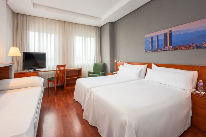 Hotel Madrid Chamartín Affiliated by Meliá