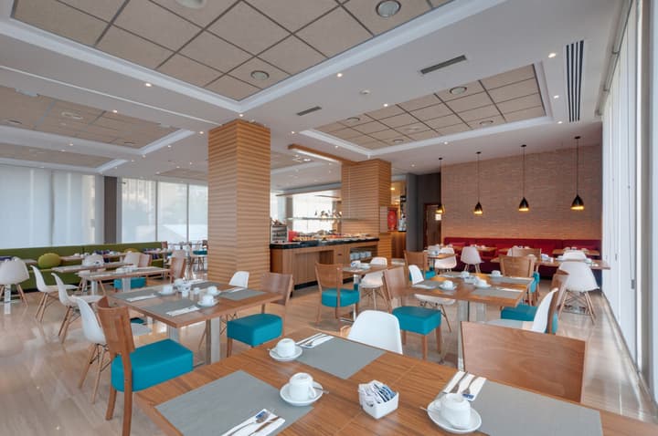 Hotel Madrid Chamartín Affiliated by Meliá