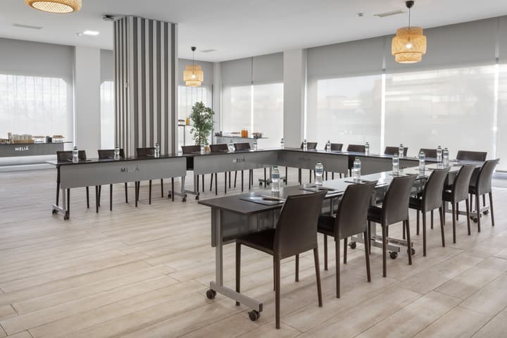 Hotel Madrid Chamartín Affiliated by Meliá