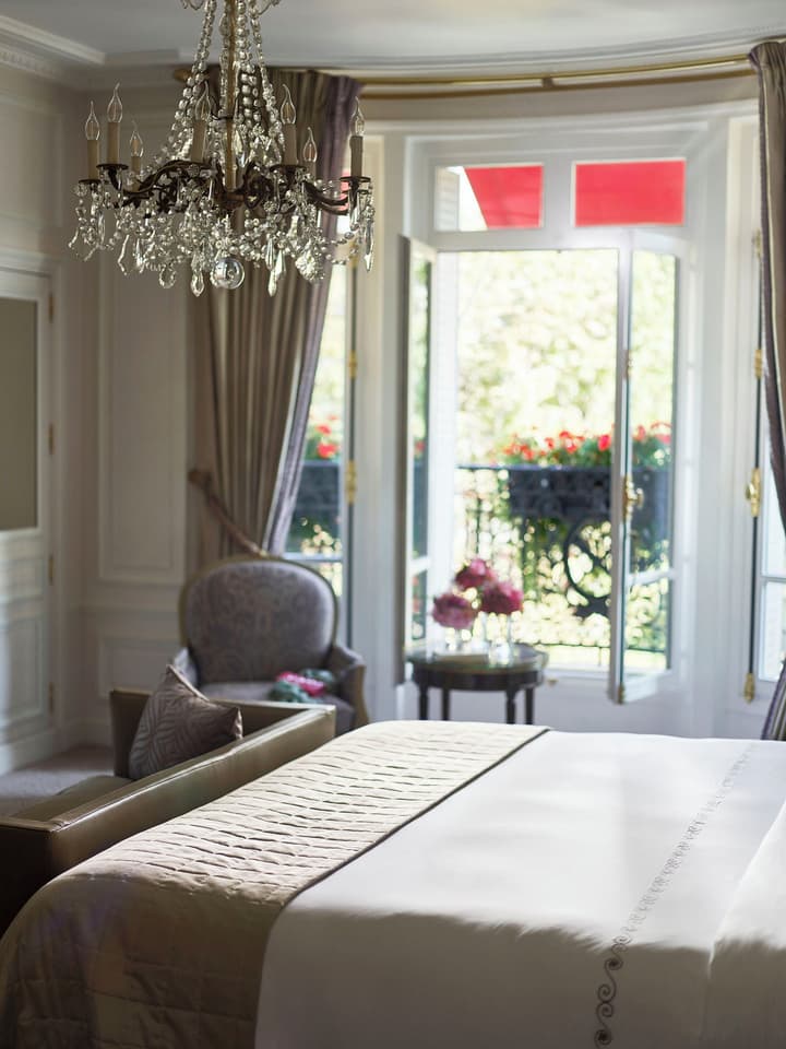 Hôtel Plaza Athénée - Dorchester Collection