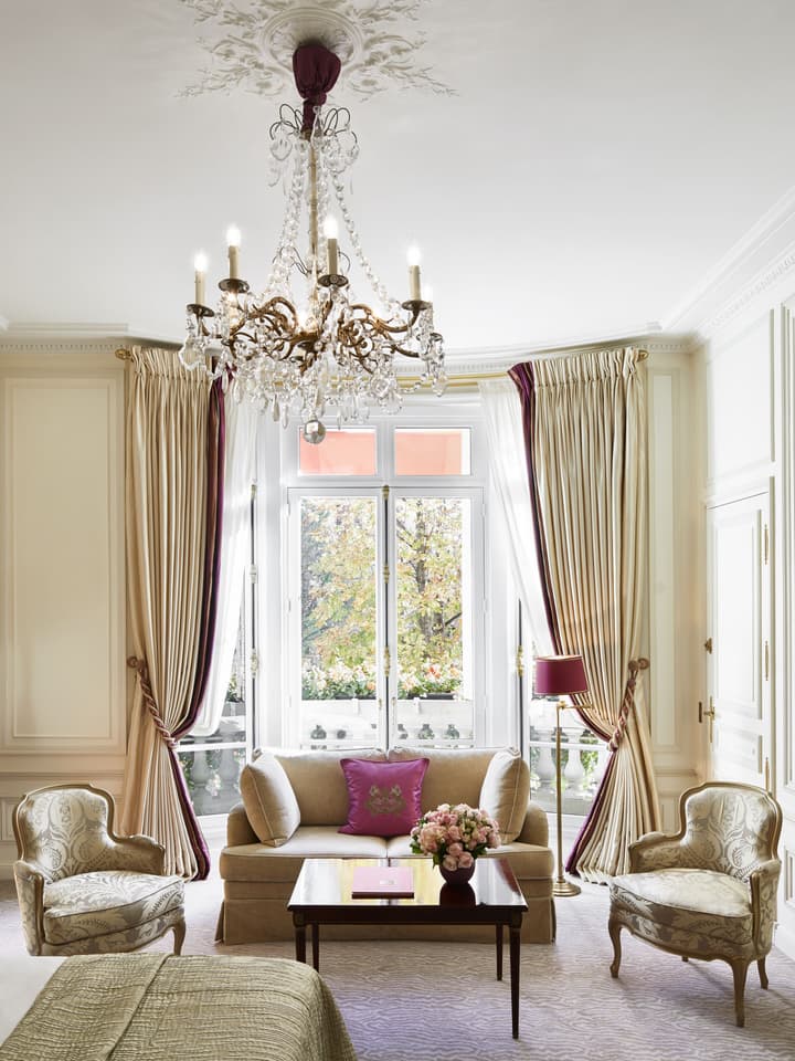 Hôtel Plaza Athénée - Dorchester Collection