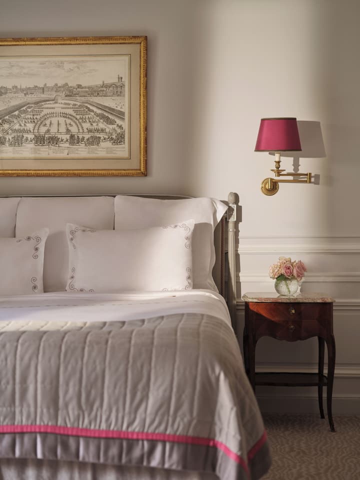 Hôtel Plaza Athénée - Dorchester Collection
