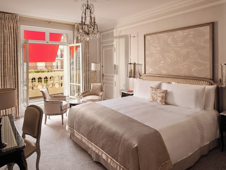 Hôtel Plaza Athénée - Dorchester Collection