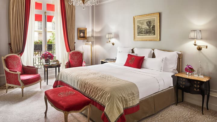 Hôtel Plaza Athénée - Dorchester Collection