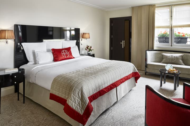 Hôtel Plaza Athénée - Dorchester Collection