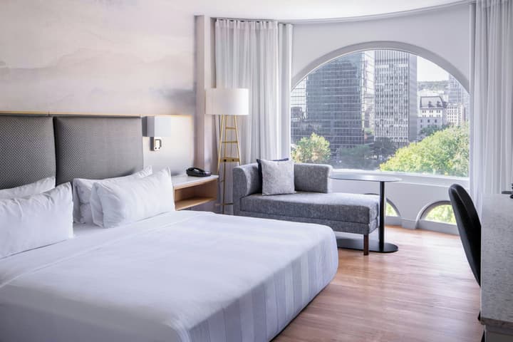Montreal Marriott Chateau Champlain