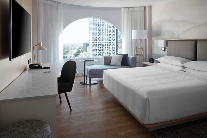 Montreal Marriott Chateau Champlain