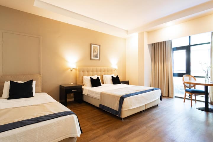 Best Western Plus Embassy Hotel