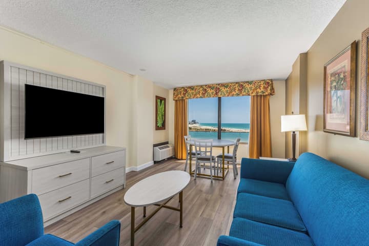 Holiday Inn & Suites Clearwater Beach by IHG