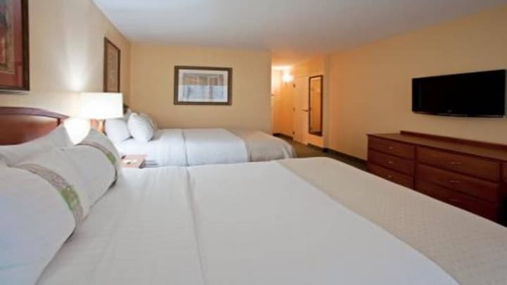 Holiday Inn & Suites Clearwater Beach by IHG