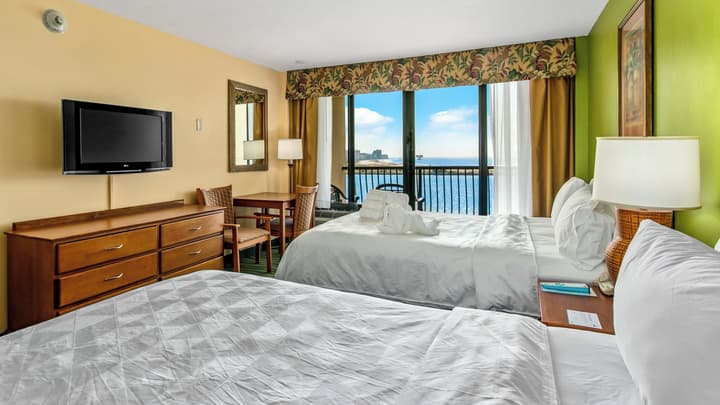 Holiday Inn & Suites Clearwater Beach by IHG