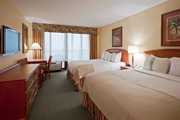 Holiday Inn & Suites Clearwater Beach by IHG