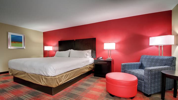 Holiday Inn Express & Suites Jackson Downtown - Coliseum by IHG