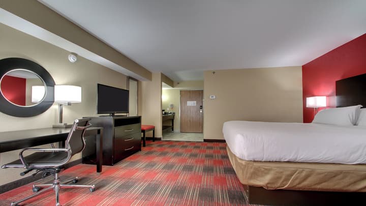 Holiday Inn Express & Suites Jackson Downtown - Coliseum by IHG