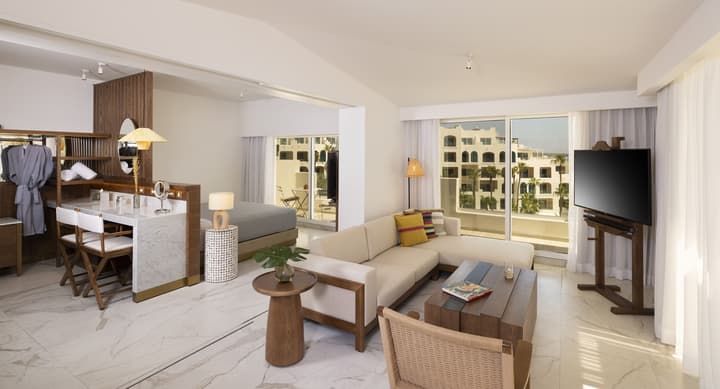 ME Cabo by Meliá – Adults Only – SLH